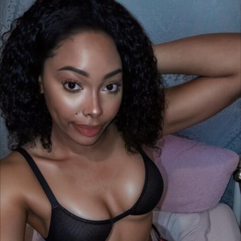 The Tall Ebony Princess Findom Worship avatar