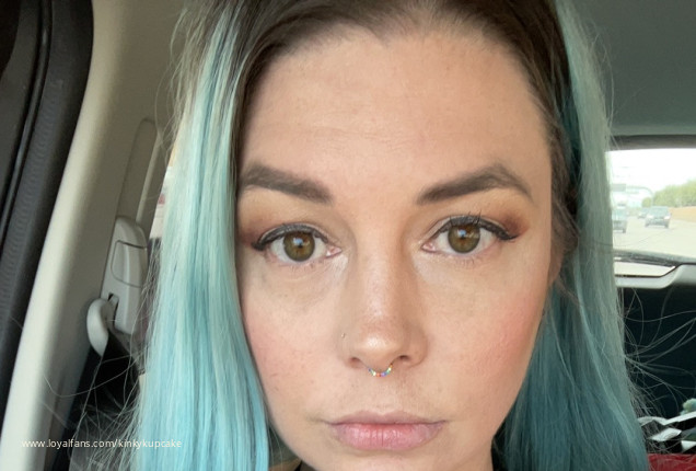 Kupcake gets spanked - Kinkykupcake Official Profile | www.Loyalfans.com