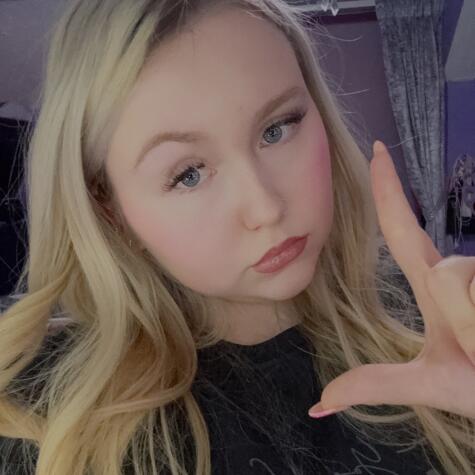 Goddess Daisy xo’s Official Social Fan Page | LoyalFans