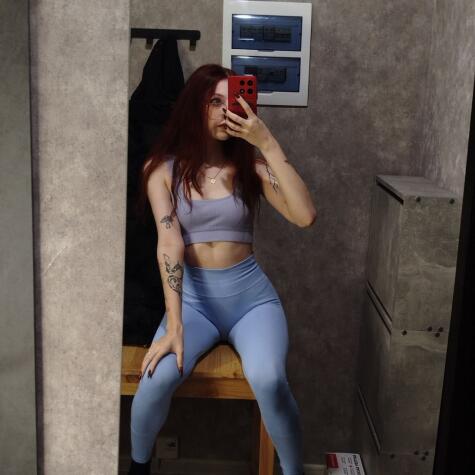 LikaFox avatar