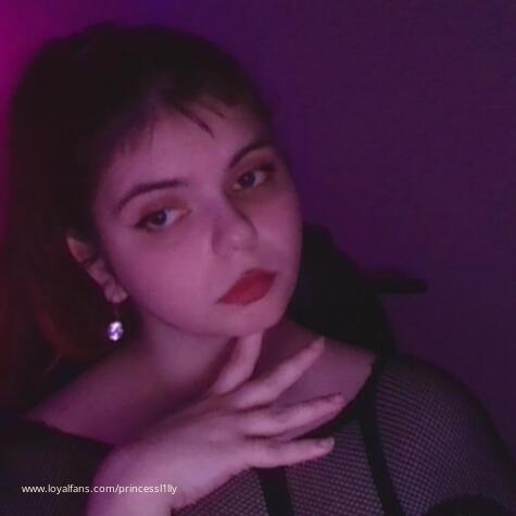 PrincessL1lly avatar
