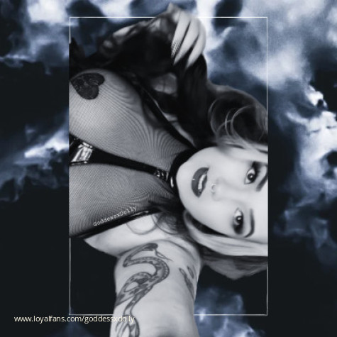 Goddess Dolly avatar