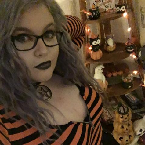 WitchyBreezeGoddess avatar