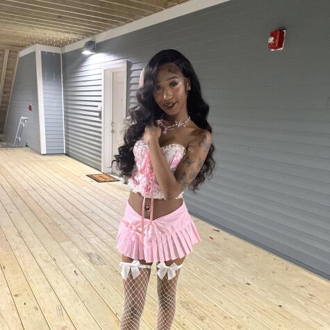 Adore22 avatar