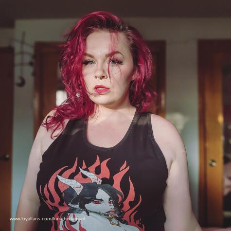 LunaTheDamsel avatar