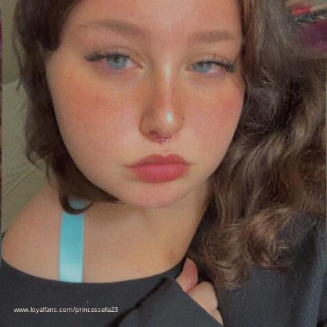 BBWprettyElla avatar
