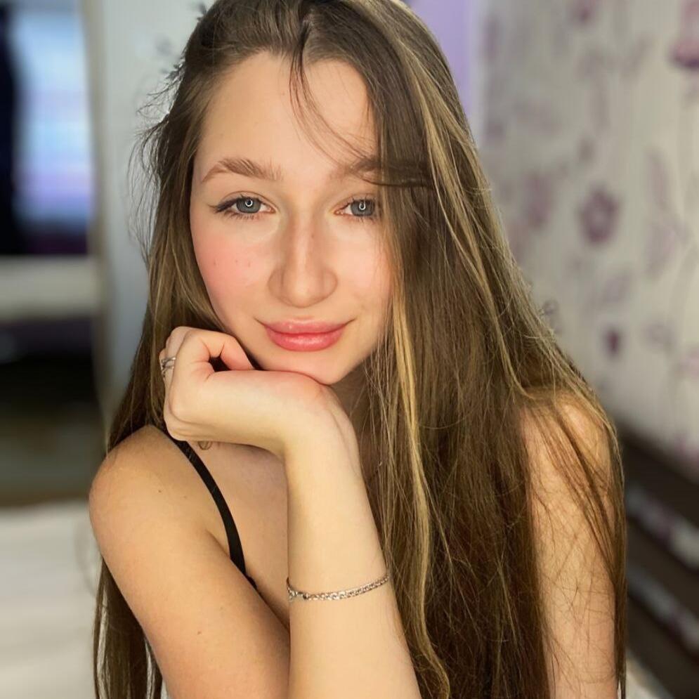 Liliana Dream’s Official Social Fan Page LoyalFans