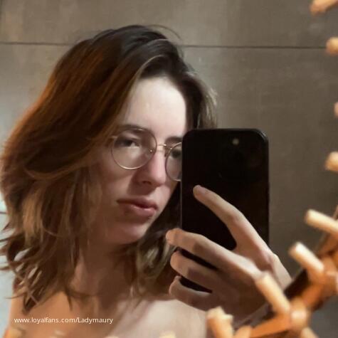 LadyMaury avatar