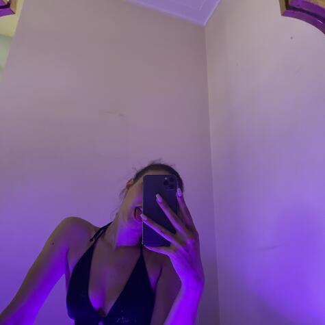 Bruniinha avatar