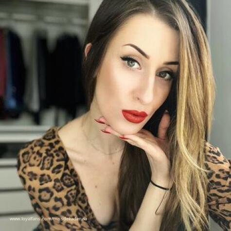 Miss Dekadenzia avatar