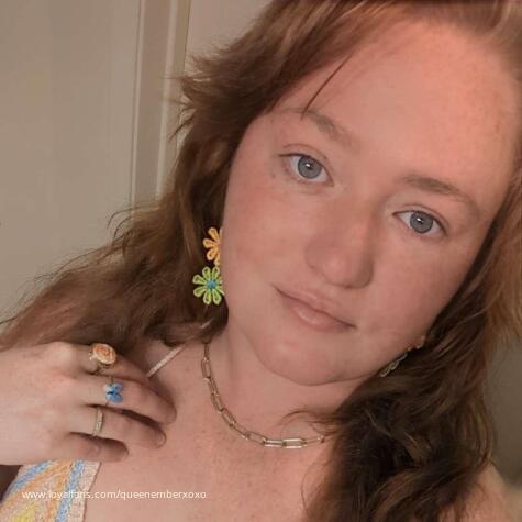 Queen Ember xoxo avatar