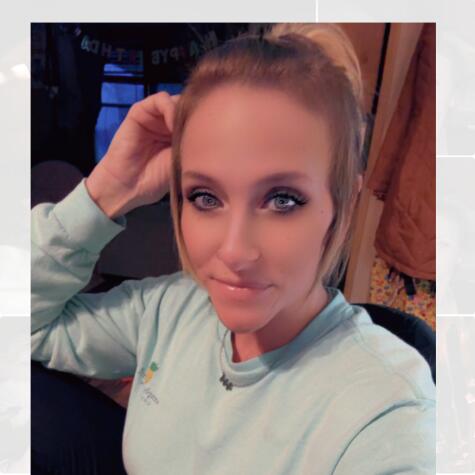 Hotmess18 avatar