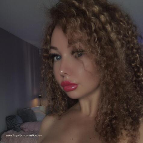 Kat Bea avatar