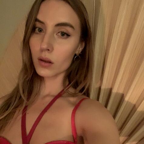 MistressEveOwnsME avatar