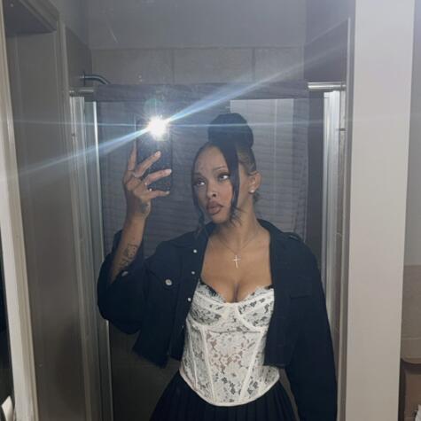 SweetTee93 avatar