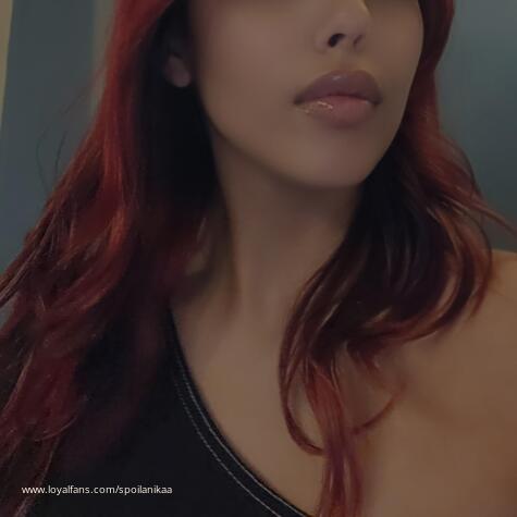 SpoilAnikaa avatar