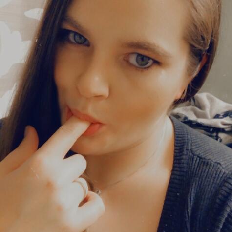 KinkyCurvyBeauty avatar