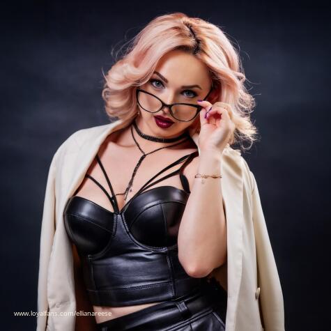 EllianaReese avatar