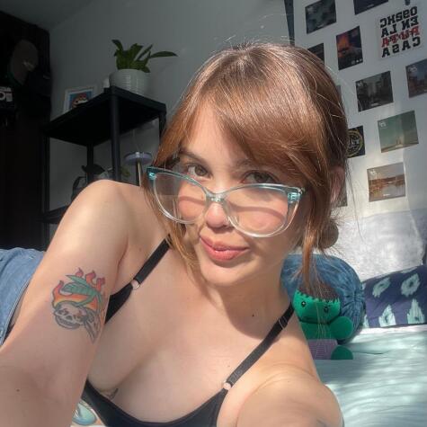 Lana Flexible avatar