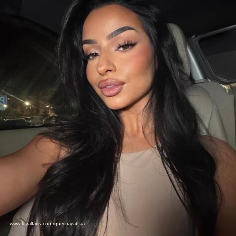 Queen Agathaaa avatar