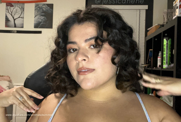 here’s my 🍑 - aintthatabummer Official Photos | www.Loyalfans.com