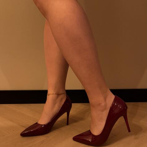 NaomiDutchFeet avatar