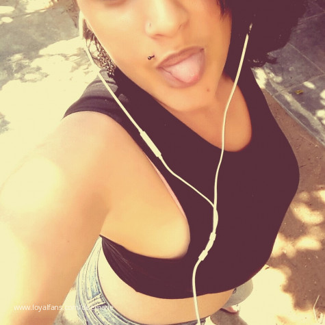 Dee Marie's videos and clips | Official account | LoyalFans