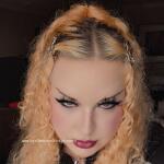 KinkyKarmen avatar