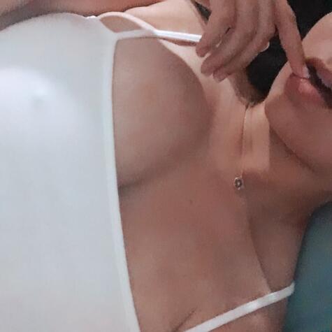 SpoiledSabrina77 avatar