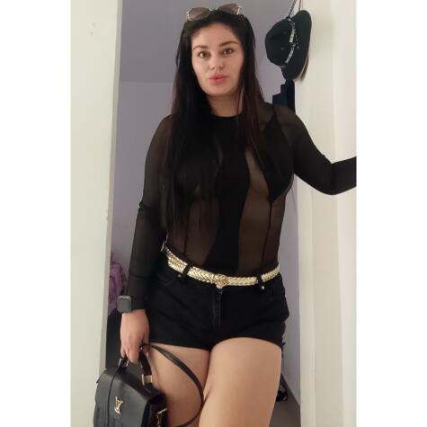 Andrea lopeZ avatar
