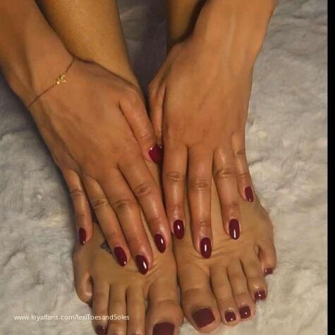 LexiToesandSoles avatar