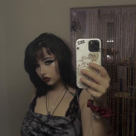 VioletVyper avatar