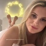 Blonde English Rose  avatar