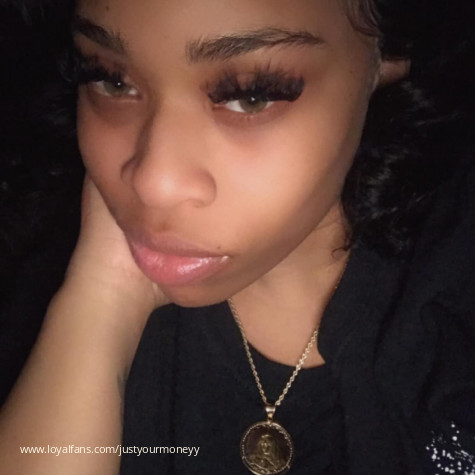 Londyn Luxe's Official Social Fan Page | LoyalFans
