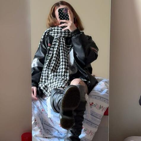 Isntshecute avatar