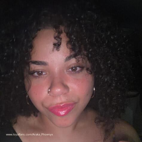 Hilariously Hannah avatar