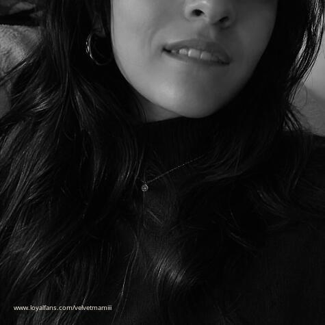 Velvet Mamiii avatar