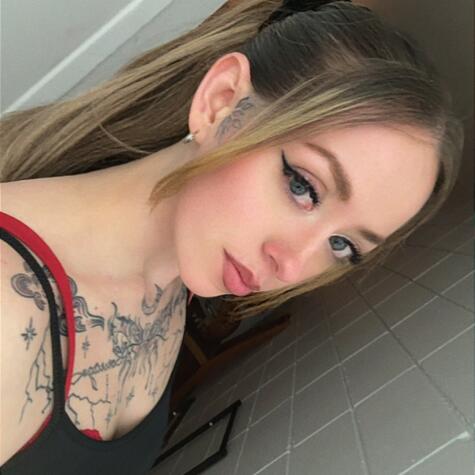 LadyRayven777 avatar