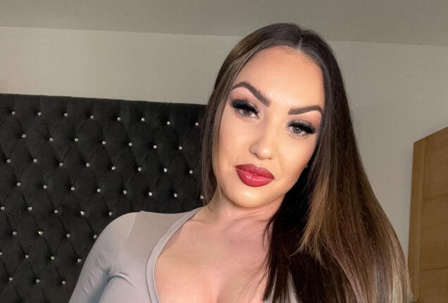 Hot brat - Mistress Sahara Noir Findom Femdom Official Photos | www