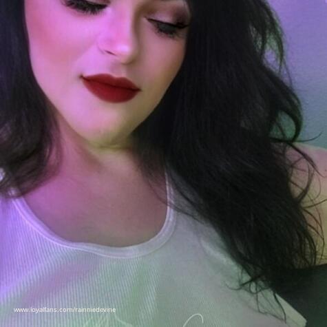 Rainnie de Vine avatar