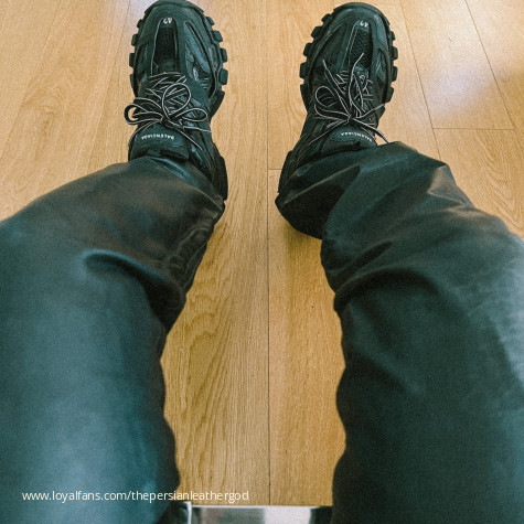 The Persian Leather God avatar