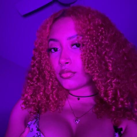 aquariushottiee avatar