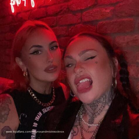 LadyRoxandMistressKnox avatar