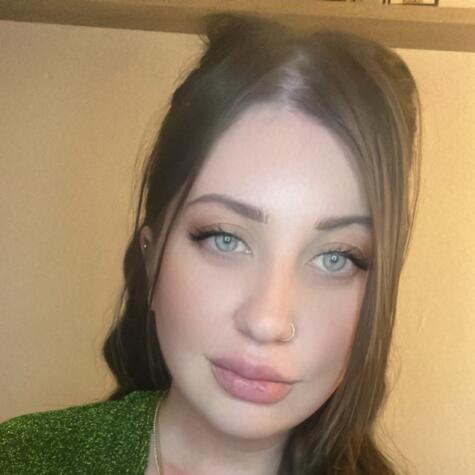 Lolaslonely avatar