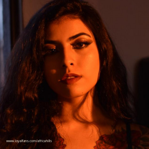 YourqueenCamille avatar