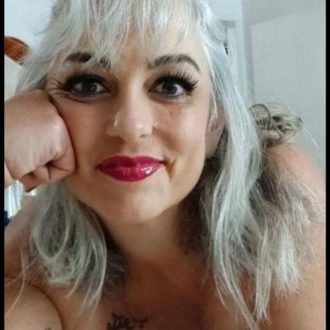 CUSTOMQUEENMLF avatar