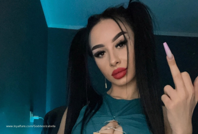 Hi pathetic slave 🤩 - Goddess Izabella Official Photos | www.Loyalfans.com