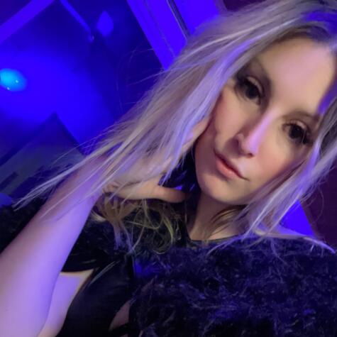 Spoil Goddess Bella Donna  avatar