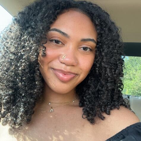 Findom Goddess Lola avatar