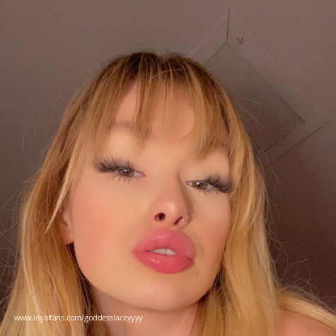 Goddess Laceyyyy’s Official Social Fan Page | LoyalFans